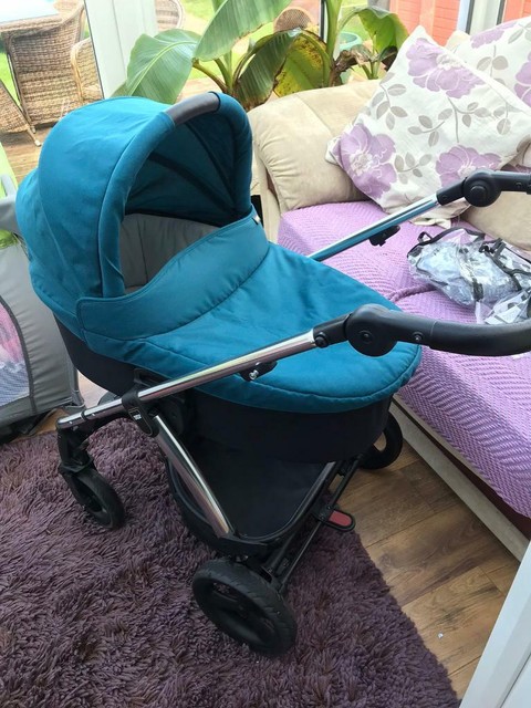 mamas and papas sola 2 petrol blue